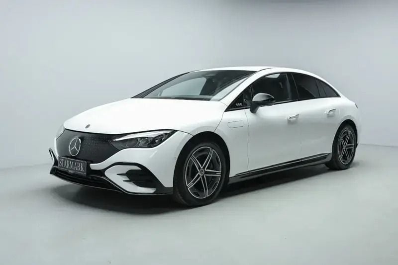 Hvid Brugt 2024 Mercedes EQE350 AMG line Sedan | 489.900 kr. (Lidt for dyr) - Billede 1/4