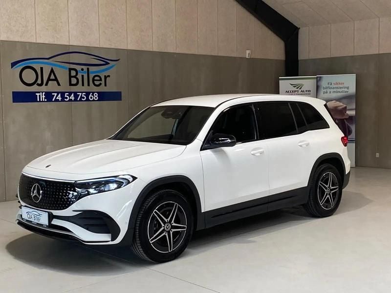 Hvid Brugt 2024 Mercedes EQB250+ AMG line SUV | 379.900 kr. - Billede 1/4