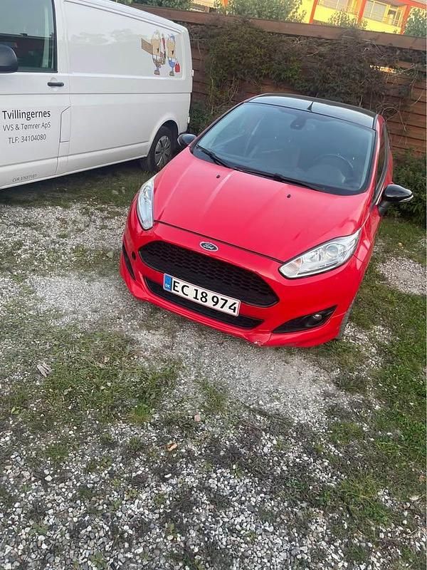 Brugt Ford Fiesta Sport 160 HK (117 kW) 2014 Rød Hatchback
