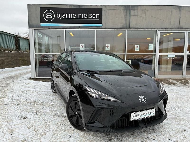 Sortmetal Brugt 2023 MG MG4 EV Hatchback | 124.900 kr. (Fair pris) - Billede 1/4