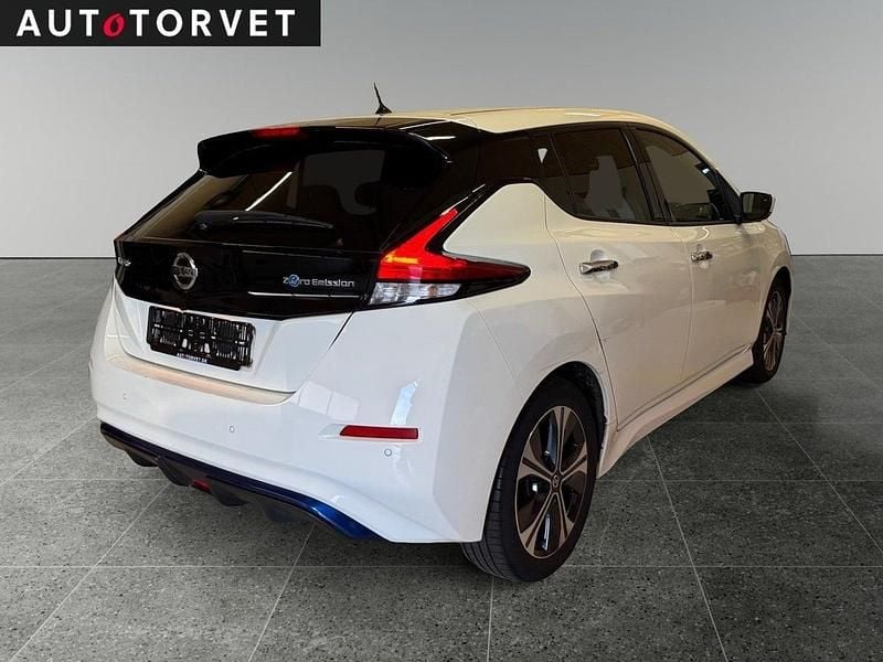 Hvid Brugt 2020 Nissan Leaf N-Connecta Hatchback | 74.700 kr. (Super pris) - Billede 1/4