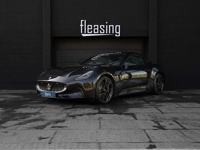 Sortmetal Brugt 2025 Maserati Granturismo Coupe | 10.267 kr. - Billede 1/4