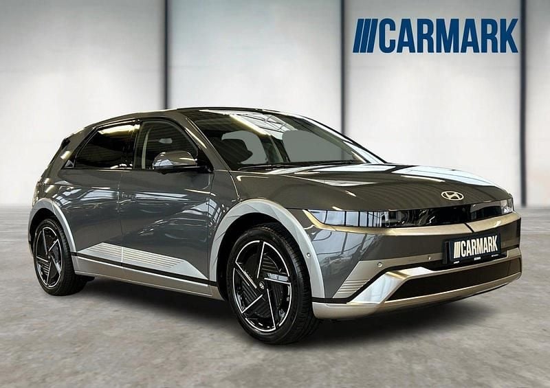 Grå Ny 2025 Hyundai Ioniq Ultimate Hatchback | 344.900 kr. (Fair pris) - Billede 1/4