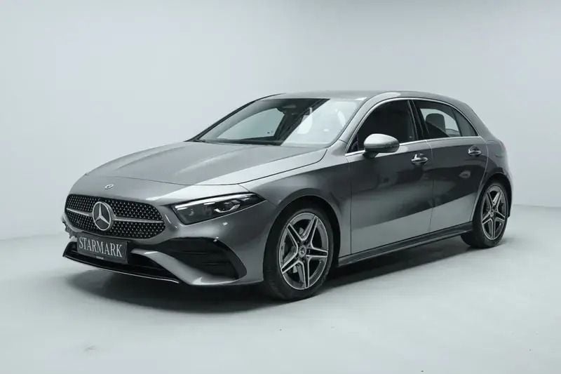 Grå Brugt 2024 Mercedes A200 AMG | 389.900 kr. - Billede 1/4