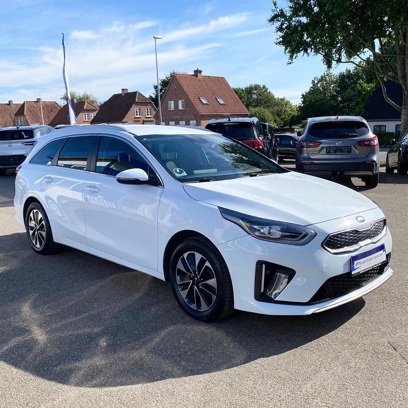 Hvid Brugt 2020 Kia Ceed Sportswagon Vision Stationcar | 149.900 kr. (Fair pris) - Billede 1/4
