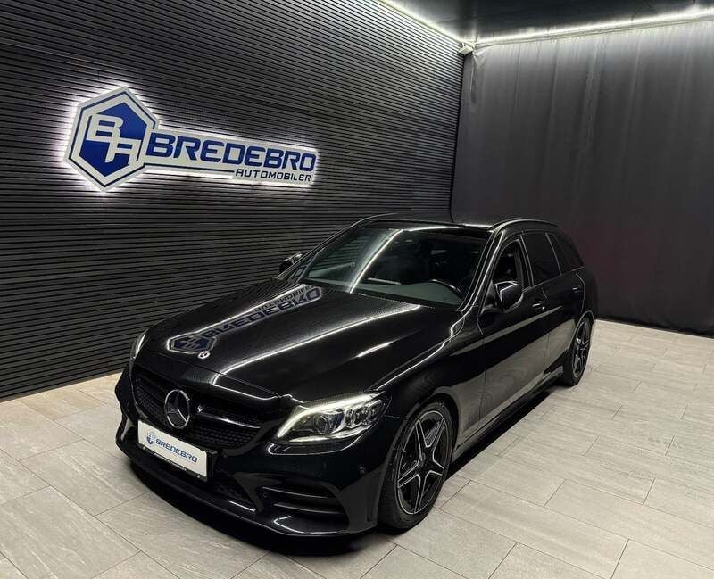 Sortmetal Brugt 2021 Mercedes C220 AMG line Stationcar | 429.500 kr. - Billede 1/4