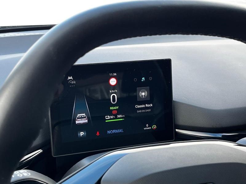 Brugt MG MG4 EV Luxury 150 kW (204 HK) 2023 Koksmetal Hatchback