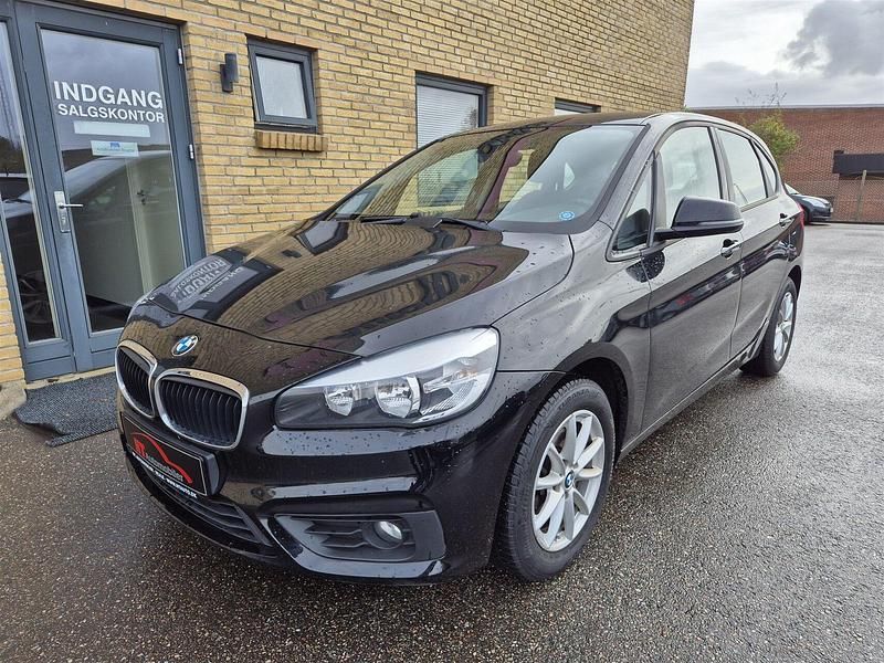 Sort Brugt 2016 BMW 218 Stationcar | 129.900 kr. - Billede 1/3