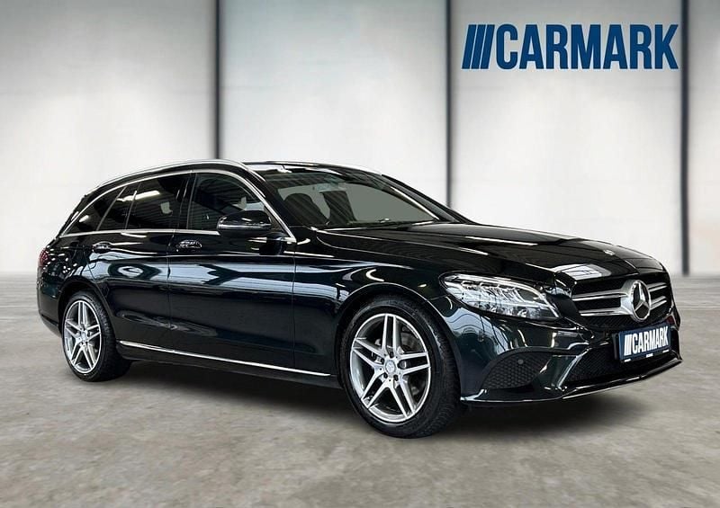 Mørkgrønmetal Brugt 2019 Mercedes C220 Advantage Stationcar | 219.900 kr. (God pris) - Billede 1/3