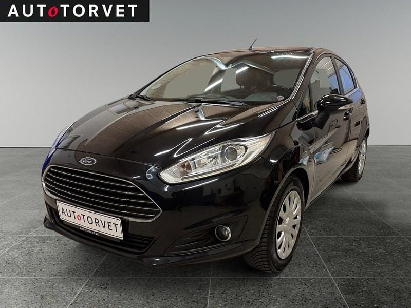 Sort Brugt 2014 Ford Fiesta Titanium Hatchback | 47.700 kr. (God pris) - Billede 1/4