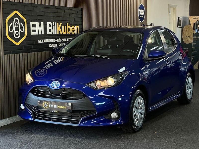 Blåmetal Brugt 2021 Toyota Yaris Hybrid H3 Hatchback | 169.900 kr. (God pris) - Billede 1/4