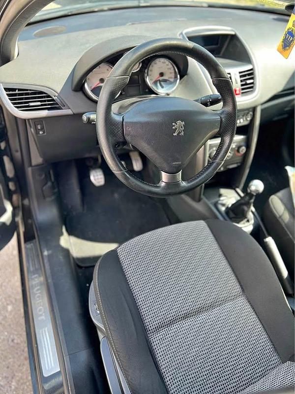 Brugt 2011 Peugeot 207 Hatchback | 25.000 kr. (Fair pris) - Billede 1/4