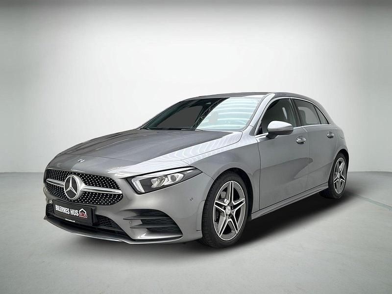 Gråmetal Brugt 2019 Mercedes A200 AMG line Hatchback | 234.980 kr. (God pris) - Billede 1/4
