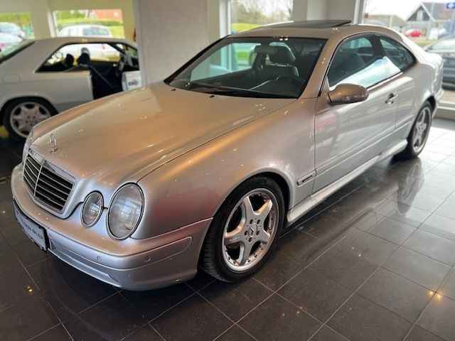 Sølv Brugt 2002 Mercedes 230 | 99.989 kr. - Billede 1/4
