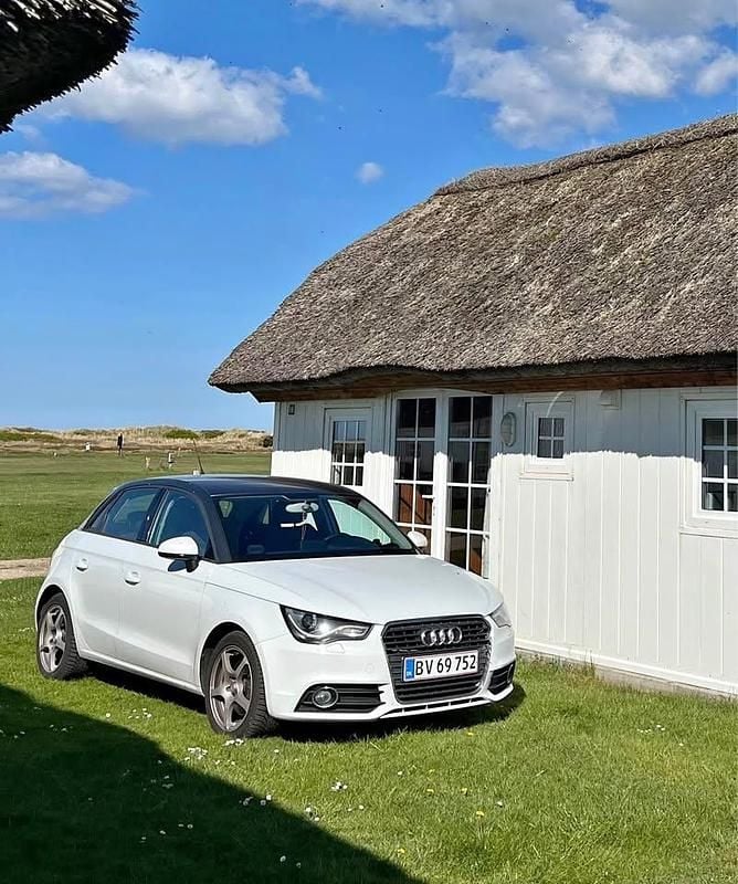 Hvid Brugt 2013 Audi A1 Comfort Hatchback | 90.000 kr. (Dyr) - Billede 1/4