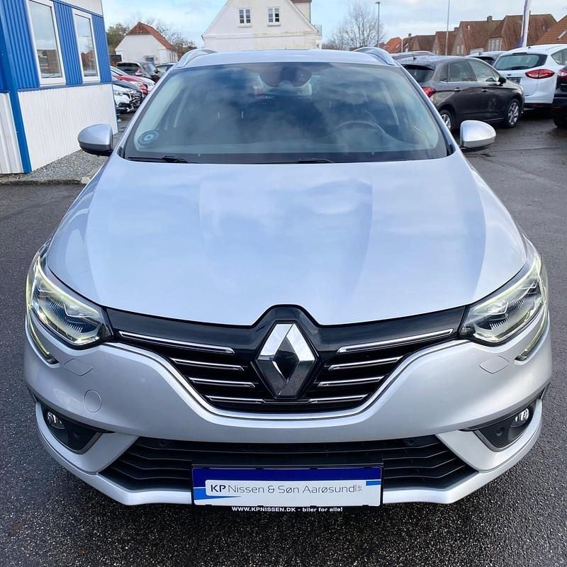 Brugt Renault Mégane IV Bose Edition 140 HK (102 kW) 2019 Sølvmetal Stationcar