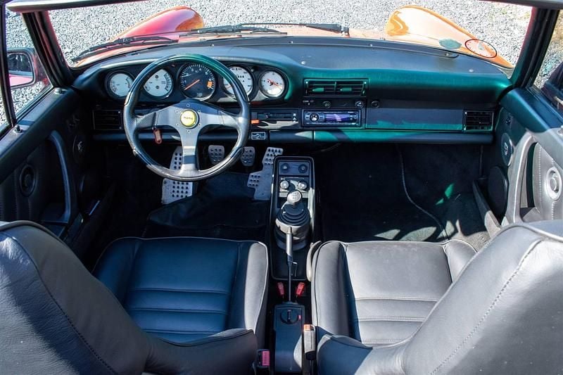 Brugt Porsche 911 Carrera 231 HK (169 kW) 1988