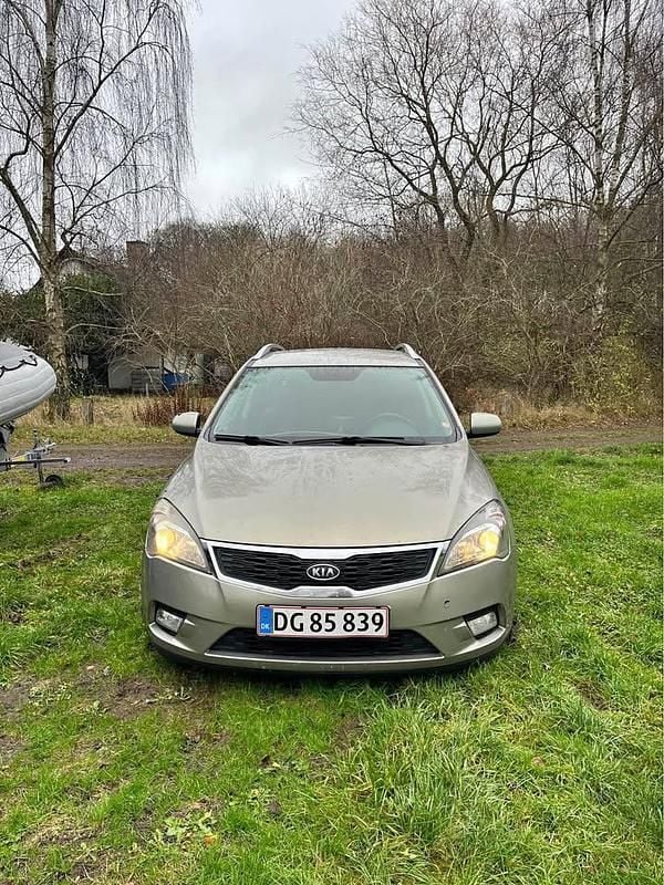Brugt 2011 Kia Ceed Hatchback | 22.000 kr. (God pris) - Billede 1/4