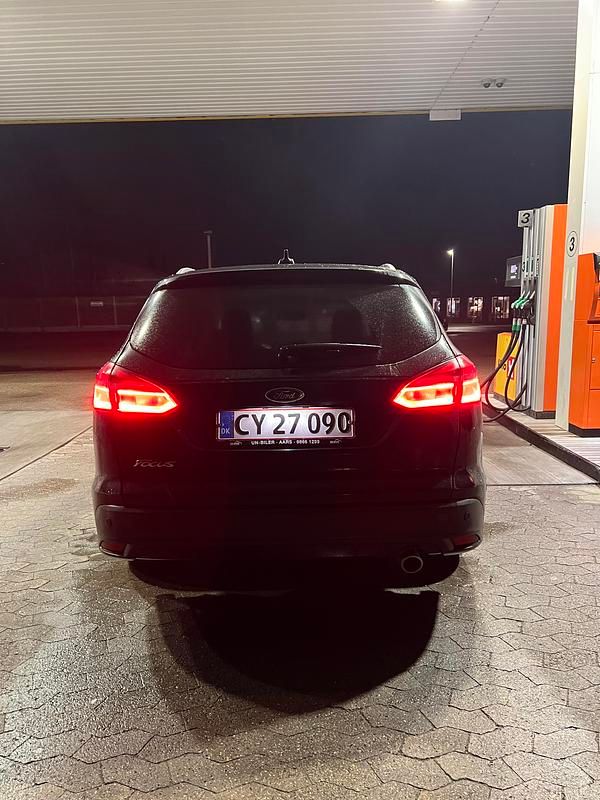 Brugt Ford Focus Business Edition 120 HK (88 kW) 2017 Sort  Stationcar