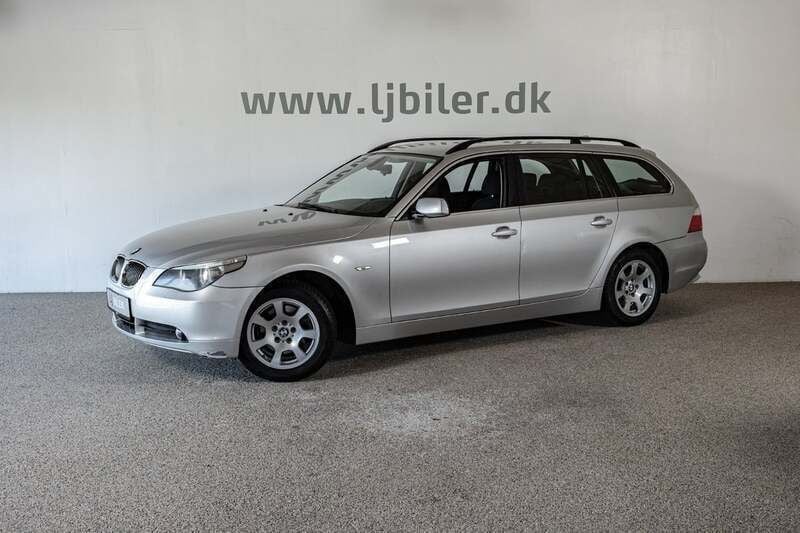 Sølvmetal Brugt 2006 BMW 523 Stationcar | 34.800 kr. - Billede 1/4