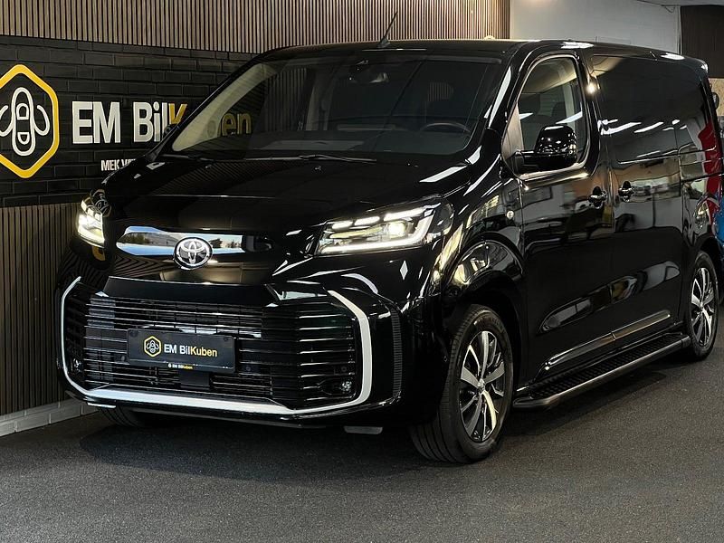 Brugt 2024 Toyota Proace Verso Stationcar | 279.900 kr. - Billede 1/4