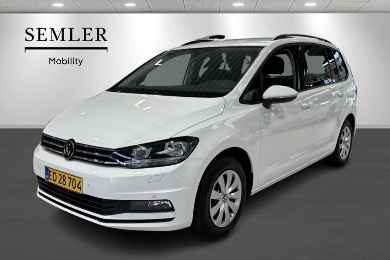 Hvid Ny 2024 VW Touran Comfortline MPV | 249.900 kr. - Billede 1/4