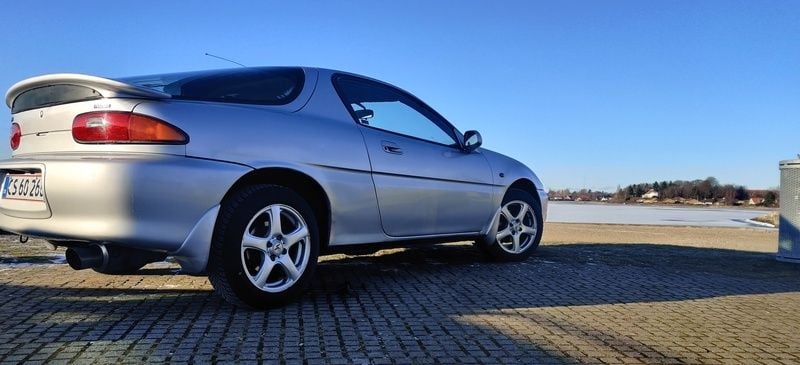 Brugt Mazda MX3 109 HK (80 kW) 1997 Grå Hatchback