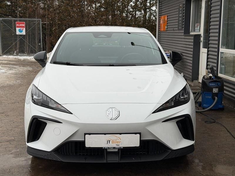 Brugt MG MG4 EV 125 kW (170 HK) 2023 Hvidmetal Hatchback