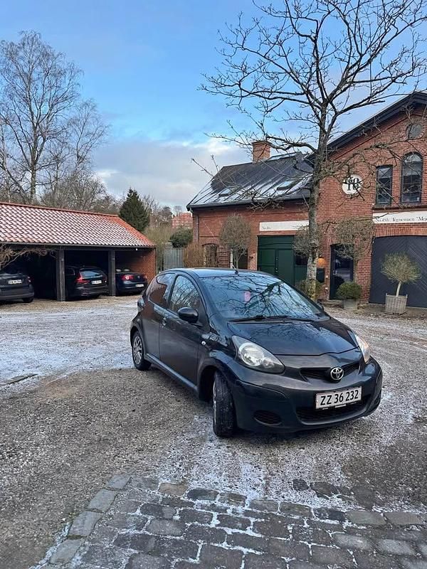 Brugt 2009 Toyota Aygo Hatchback | 21.000 kr. (Fair pris) - Billede 1/4