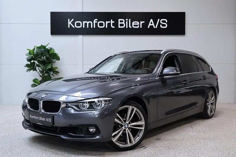 Gråmetal Brugt 2019 BMW 320 Advantage Stationcar | 229.900 kr. (Lidt for dyr) - Billede 1/4