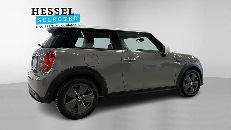 Brugt Mini Cooper Essential 135 kW (184 HK) 2021 Grå Hatchback