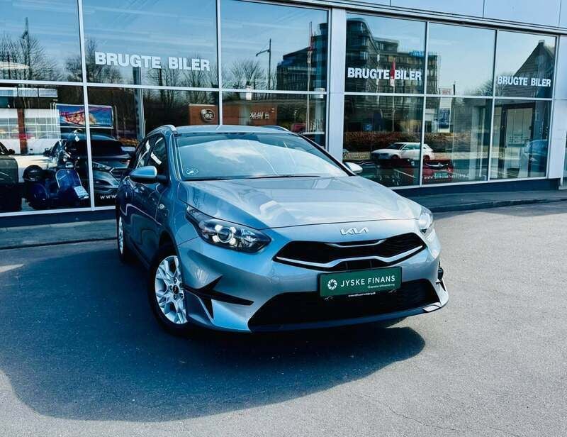 Lysblåmetal Brugt 2024 Kia Ceed Sportswagon Stationcar | 239.500 kr. (Lidt for dyr) - Billede 1/4