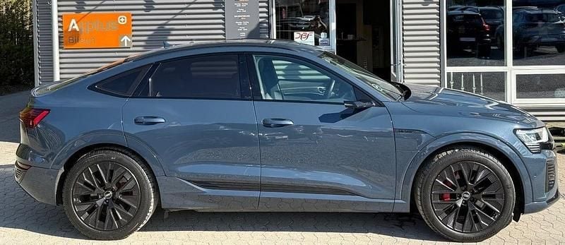 Brugt Audi Q8 e-tron S-Line 300 kW (408 HK) 2023 Blåmetal SUV