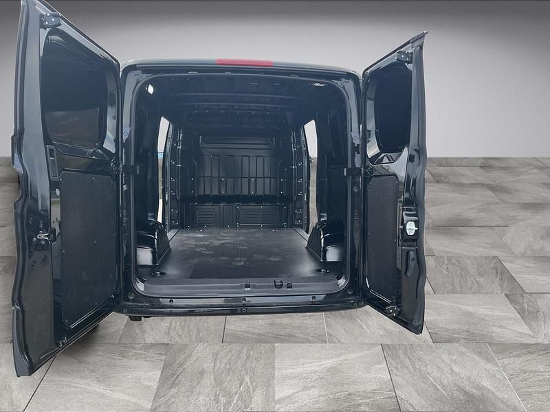 Ny Maxus eDeliver 5 119 kW (163 HK) 2025 Sort Van