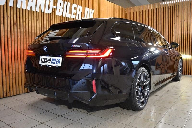 Brugt BMW i5 442 kW (601 HK) 2024 Mørkblåmetal Stationcar