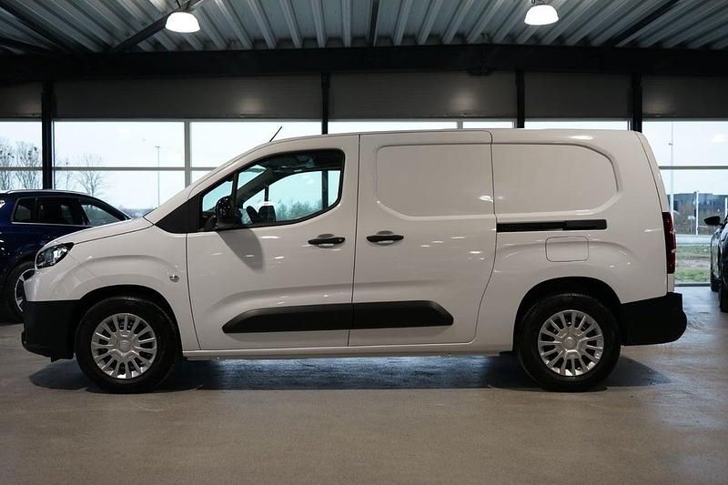 Ny Toyota Proace City City 100 kW (136 HK) 2025 Hvid MPV