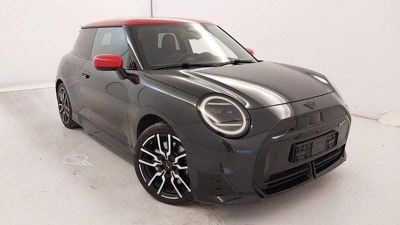 Gråmetal Brugt 2024 Mini Cooper SE Hatchback | 279.800 kr. - Billede 1/4