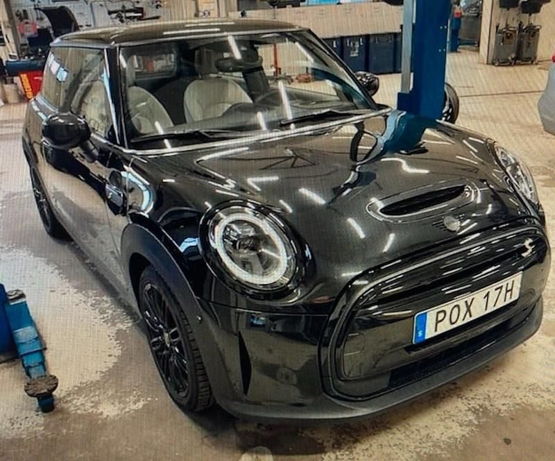 Sortmetal Brugt 2023 Mini Cooper SE Hatchback | 189.900 kr. (Fair pris) - Billede 1/2