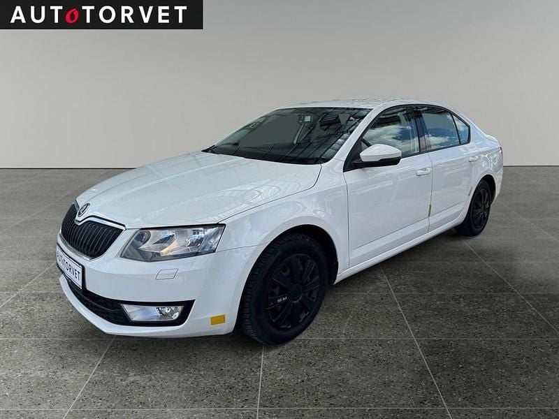 Hvid Brugt 2014 Skoda Octavia Ambition Hatchback | 79.700 kr. (God pris) - Billede 1/4