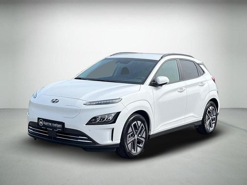 Hvidmetal Brugt 2022 Hyundai Kona Trend SUV | 174.900 kr. (God pris) - Billede 1/4