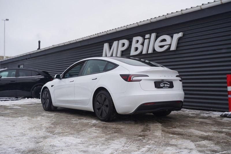 Brugt Tesla Model 3 RWD 208 kW (283 HK) 2024 Hvid Sedan