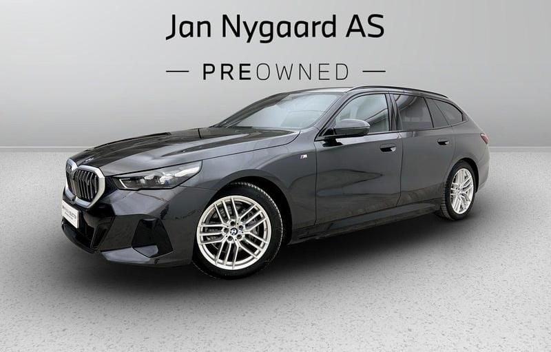 Brugt BMW i5 M Sport 250 kW (340 HK) 2025 Gråmetal Stationcar