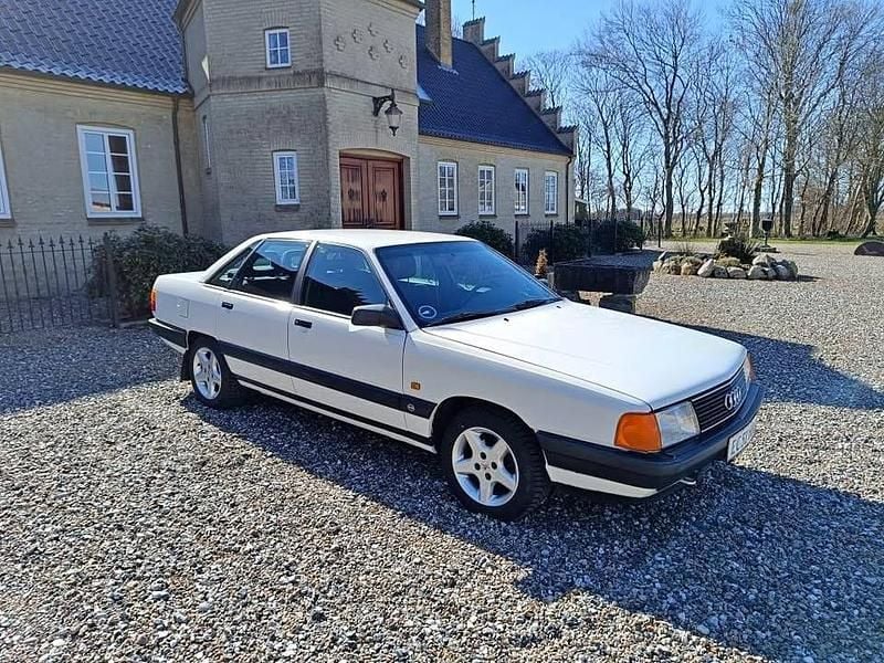 Grå Brugt 1989 Audi 100 Sedan | 89.900 kr. - Billede 1/4
