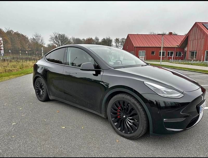 Sort Brugt 2023 Tesla Model Y Performance SUV | 260.300 kr. (God pris) - Billede 1/3