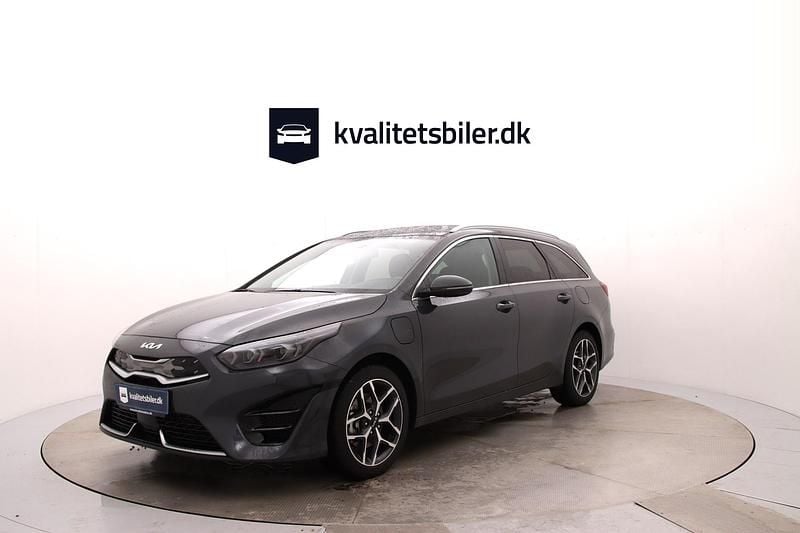 Gråmetal Brugt 2024 Kia Ceed Sportswagon Stationcar | 249.900 kr. (Lidt for dyr) - Billede 1/4