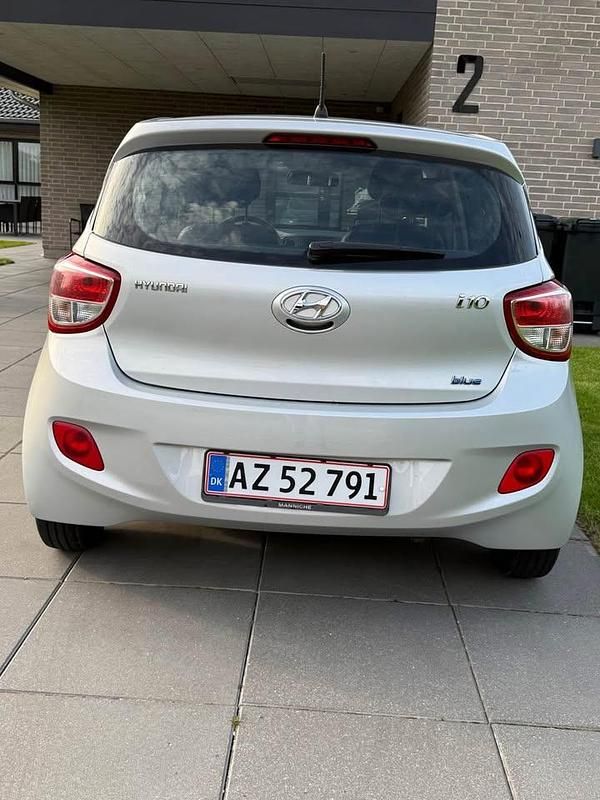 Brugt Hyundai i10 Eco 65 HK (47 kW) 2014 Grå Hatchback