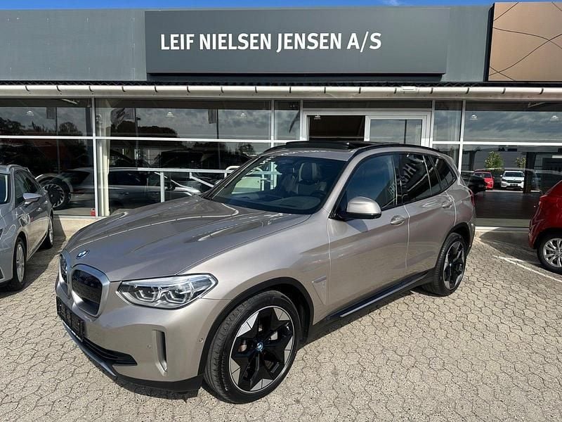 Sølvmetal Brugt 2022 BMW iX3 SUV | 309.900 kr. (Super pris) - Billede 1/4