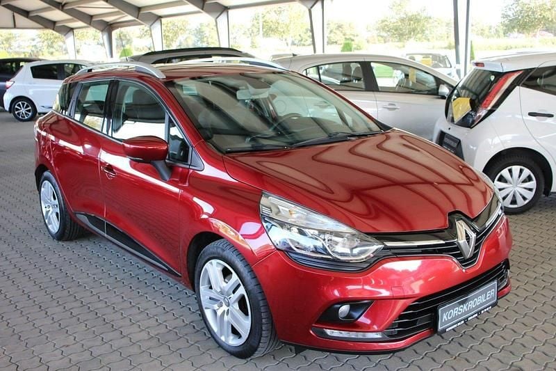 Bordeauxmetal Brugt 2019 Renault Clio GrandTour Zen Stationcar | 89.800 kr. (Lidt for dyr) - Billede 1/4