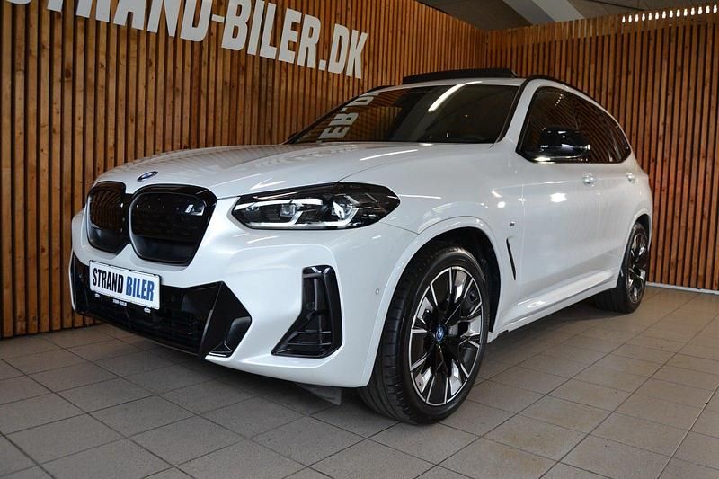 Hvidmetal Brugt 2023 BMW iX3 M Sport SUV | 459.800 kr. (Lidt for dyr) - Billede 1/4
