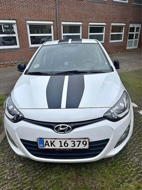Hvid Brugt 2014 Hyundai i20 MPV | 49.900 kr. (Fair pris) - Billede 1/4
